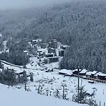 Belle Hutte 2 *